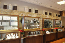 Load image into Gallery viewer, Beacon Jewelers Maplewood NJ
